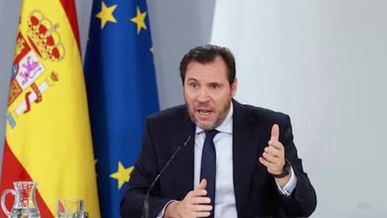 El ministro de Transportes, Óscar Puente, en una rueda de prensa reciente.