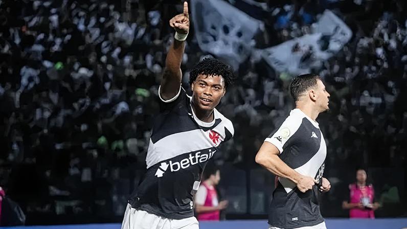 Atacante irá defender o Leão do Pici