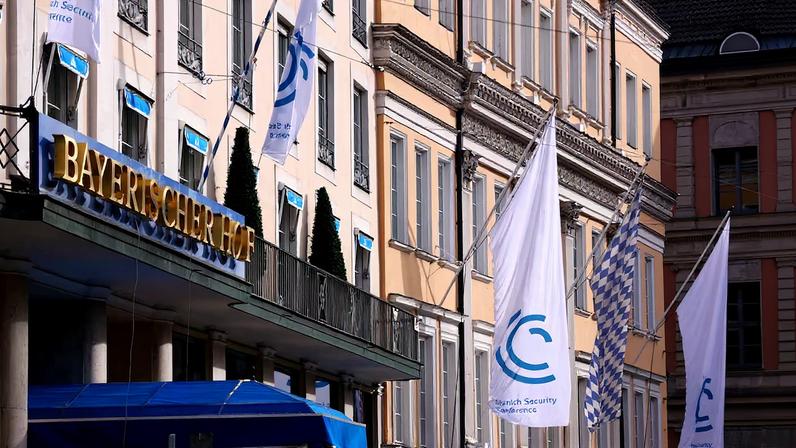 Trump abala aliança Atlântica e domina fórum de segurança em Munique