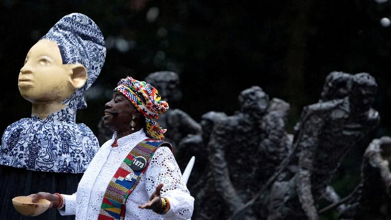 Chefe anti-racismo na Holanda vê esperança de reparações com novo governo