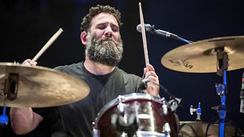 Tim Very, baterista da Manchester Orchestra, morre aos 42