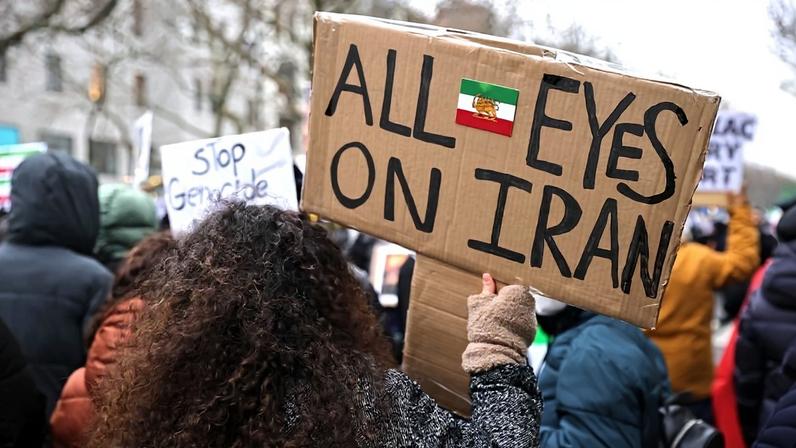 Protestos no Irã terminaram; campanha de terror do Estado continua