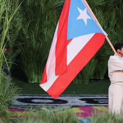 AOC critica comentário de Jake Paul sobre cidadania de Bad Bunny