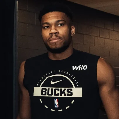 Giannis Antetokounmpo sinaliza saída do Milwaukee Bucks