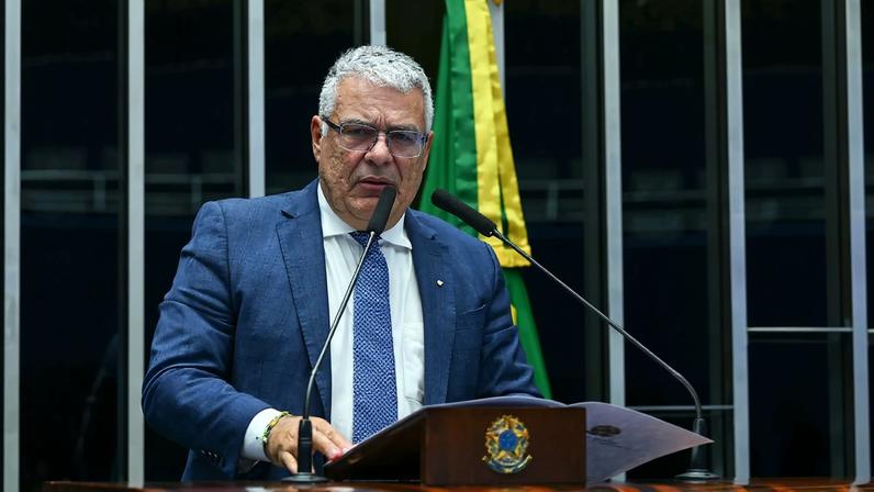 O senador Eduardo Girão (Novo-CE) está no fim de seu primeiro mandato em cargo público. Ele é pré-candidato ao governo do Ceará. (Foto: Jeferson Rudy/Agência Senado)