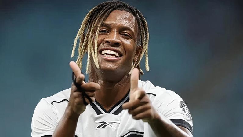 Danilo. marcou para o Botafogo na derrota para o Grêmio pelo Campeonato Brasileiro