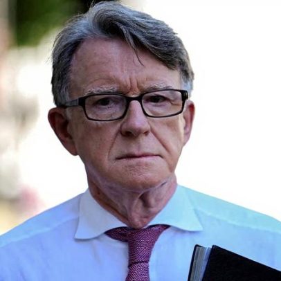 Polícia britânica revisa alegações contra Mandelson após divulgação de Epstein