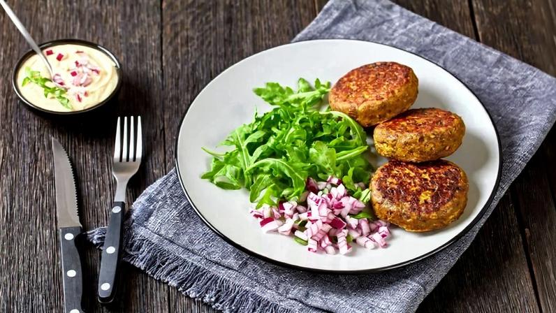 Almoço saudável com 5 receitas ricas em proteína vegetal