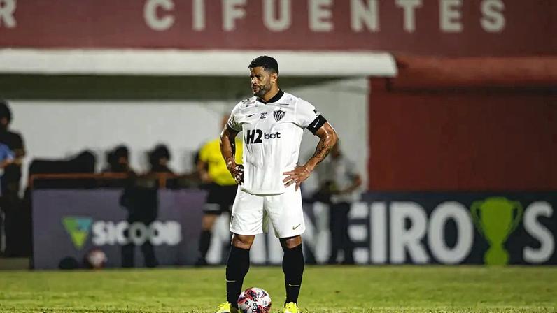 Hulk em Atlético x itabirito (Foto: Pedro Souza / Atlético