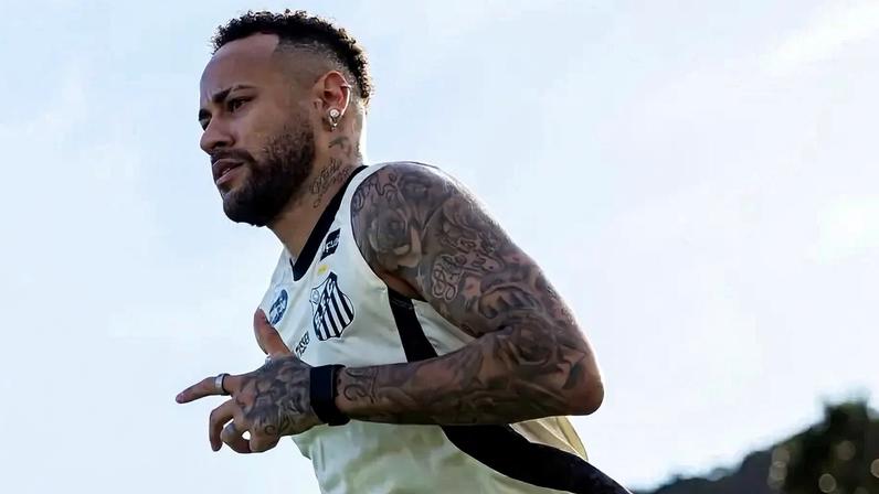 Neymar durante treino no Santos (Foto: Diego Sanches/Santos FC)