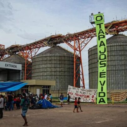Lula celebra no Rio, enfrenta pressão no Tapajós