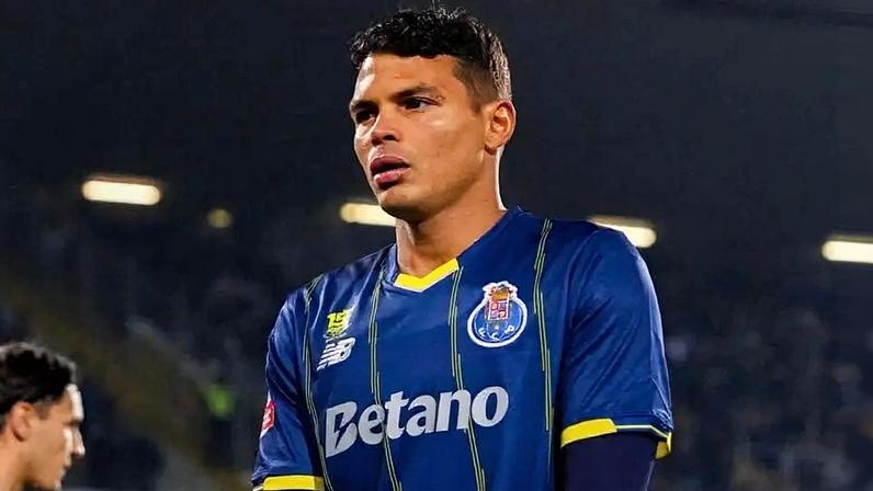 Thiago Silva em ação pelo Porto (Foto: Reprodução Instagram Thiago Silva)
