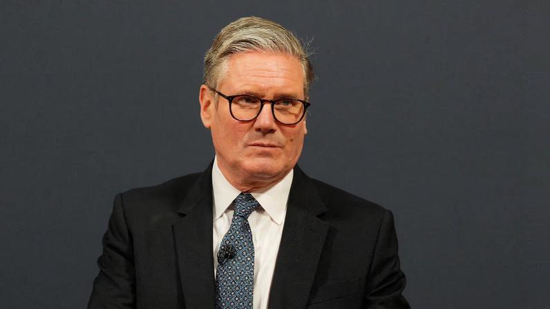 Starmer pretende propor iniciativa de defesa multinacional, diz FT