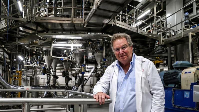 Homem mais rico da Colômbia mira Venezuela para ampliar fortuna de US$ 35 bi