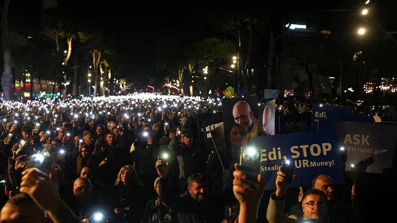 Investigação sobre corrupção no governo central da Albânia