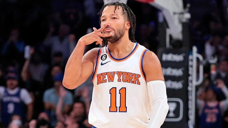 Brunson brilha e Knicks vencem Nuggets em prorrogação