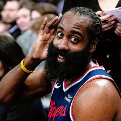 James Harden fica perto de troca para o Clippers