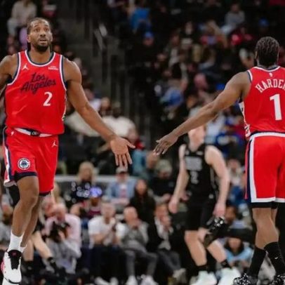 Kawhi Leonard reage a pedido de troca de James Harden