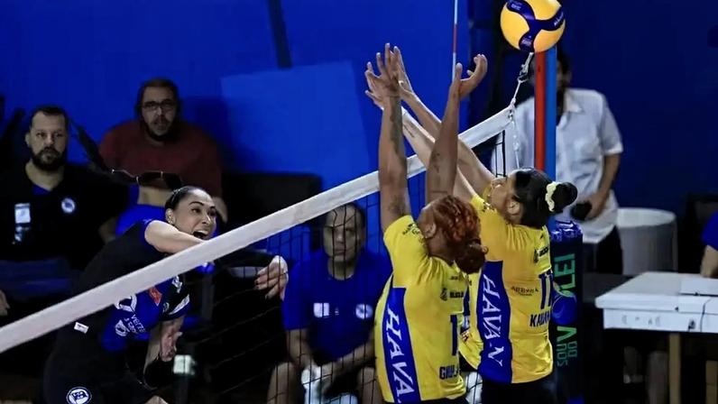 Jaqueline pelo Pinheiros em sua primeira atuação após 4 anos (Foto: Ricardo Bufolin/Pinheiros)