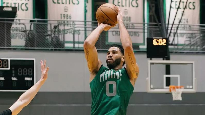 Reforço do Celtics indicaria retorno de Jayson Tatum aos playoffs
