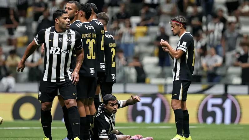 Atlético-MG enfrenta semana agitada entre Brasileirão e decisão no Mineiro