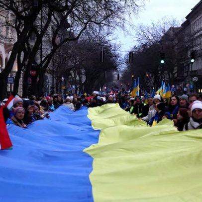 Hungria promete bloquear sanções da UE contra a Rússia na véspera do aniversário da guerra