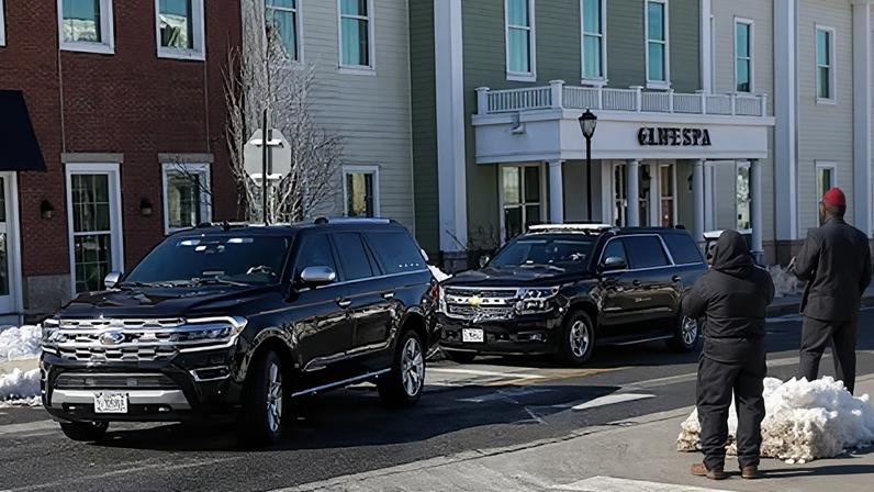 Bill Clinton afirma ao Congresso que denunciaria Epstein se soubesse o que fazia