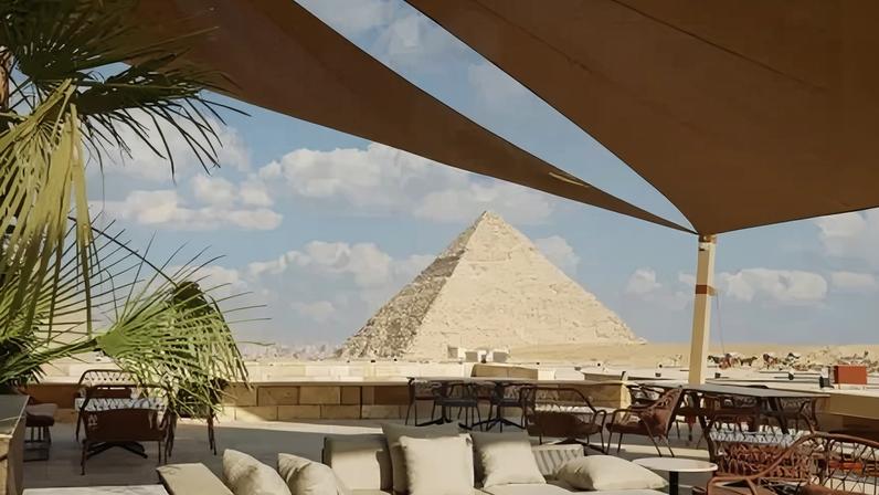 Restaurante em frente às Pirâmides de Gizé é eleito o melhor do Oriente Médio