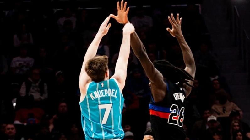 NBA Hornets Pistons briga