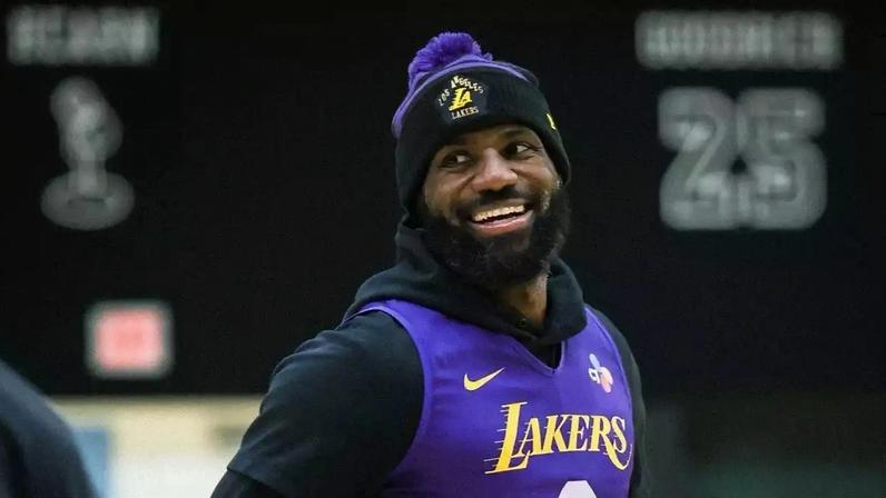 Donovan Mitchell desconversa sobre LeBron James no Cavaliers