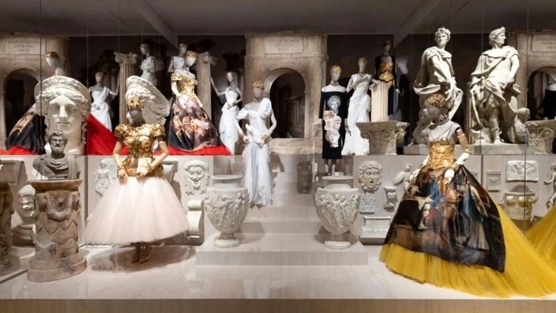 Sala "In The Heart of Ancient Rome"