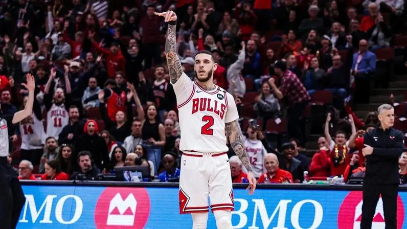 troca NBA Lonzo Ball