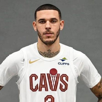 Warriors avaliam contratação de Lonzo Ball