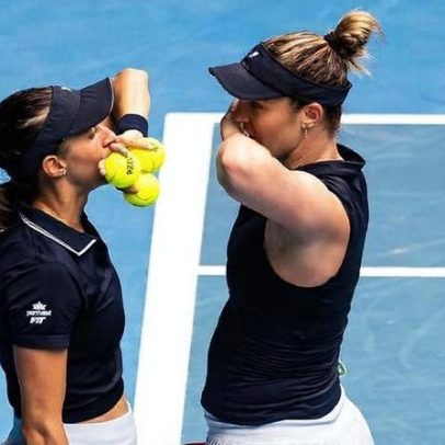 Stefani volta aos títulos com Dabrowski e permanece no top 10