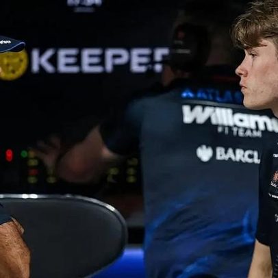 Piloto da Williams sofre capotagem em acidente durante treino; vídeo.