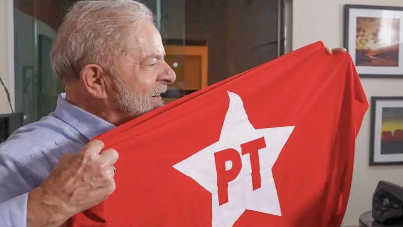 Documento do PT elenca pontos polêmicos, focado em reeleição de Lula. (Foto: Ricardo Stuckert/PR)