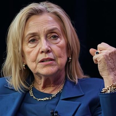 Hillary Clinton afirma ao Congresso que nunca conheceu Epstein