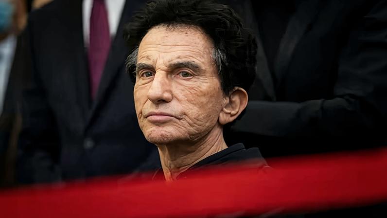 Ex-ministro francês Jack Lang envolvido em relação com Epstein