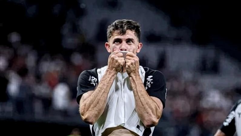 Corinthians vence RB Bragantino por 2 a 0 em Itaquera e quebra invencibilidade