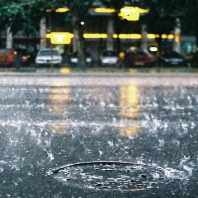 Chuva forte e temporais atingem Centro-Oeste e Norte; tempo abafado persiste