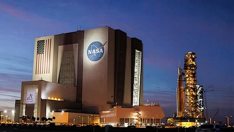 NASA muda planos para chegar à Lua; missão prevista para 2027 antes do pouso