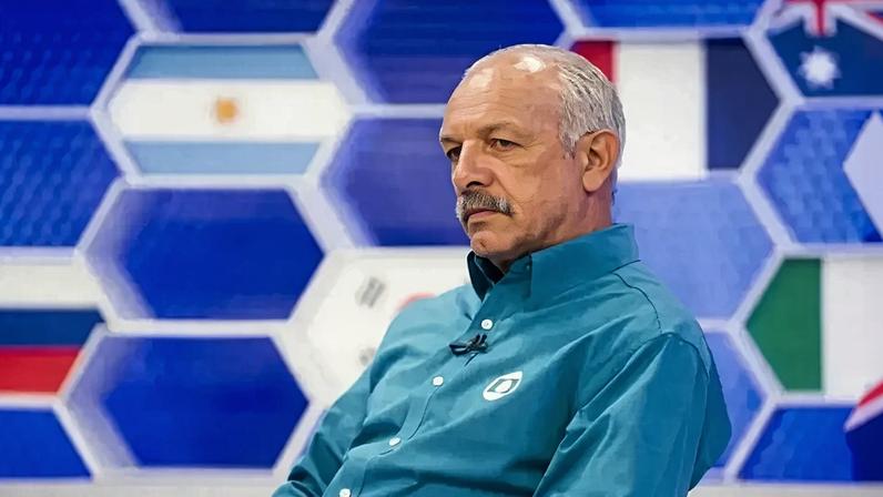 Maestro Júnior criticou Jorge Carrascal por expulsão em Supercopa do Brasil (Foto: Reprodução)