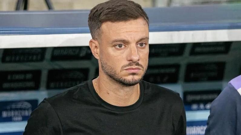 Botafogo muda a escalação para enfrentar o Flamengo no Carioca