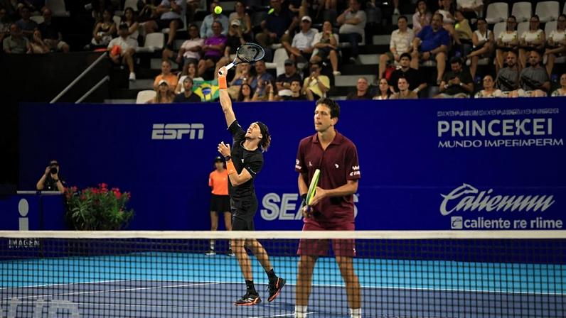 Melo vence Zverev e chega à 80ª final de ATP