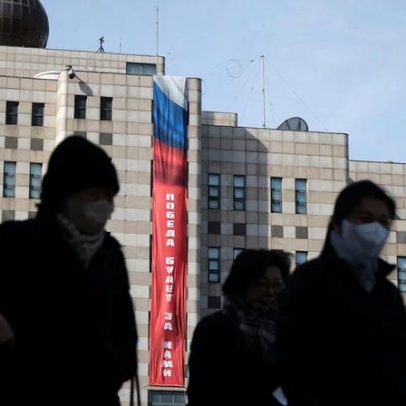 Coreia do Sul pede remoção de faixa 'vitória' antes do aniversário da Ucrânia