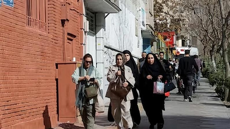 Alerta na população iraniana: alguns deixam Teerã, mas muitos ficam em casa