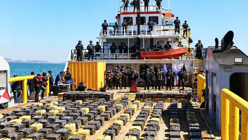 Marinha do México intercepta narcossubmarino com 4 toneladas de cocaína