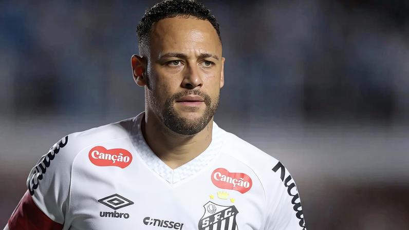 Neymar abriu o placar (Foto: Guilherme Dionizio/Código 19/Gazeta Press)