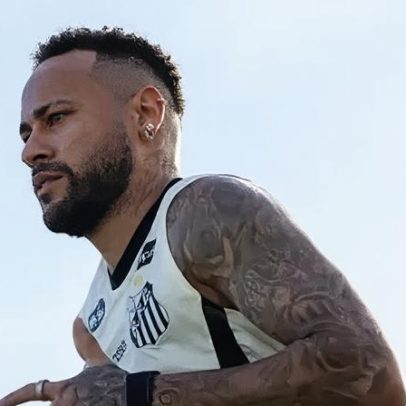 Neymar treina com o Santos e se aproxima do retorno