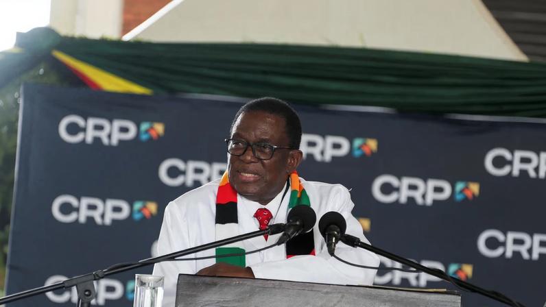 Gabinete do Zimbabwe apoia projeto que estende mandato de Mnangagwa até 2030